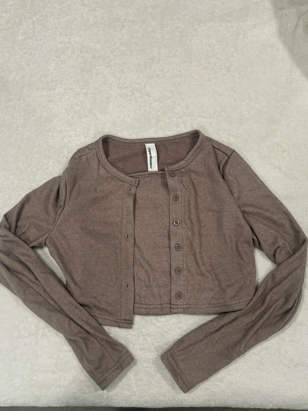 Missguided + Cropped Button-Front Long Sleeve Top in Taupe